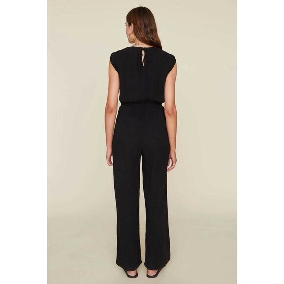 Xirena Nell Jumpsuit in Black 100% Cotton Size X-Small Quiet Luxury Gently Used - Picture 2 of 6